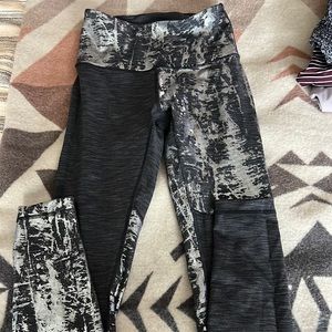 Lululemon wunder under